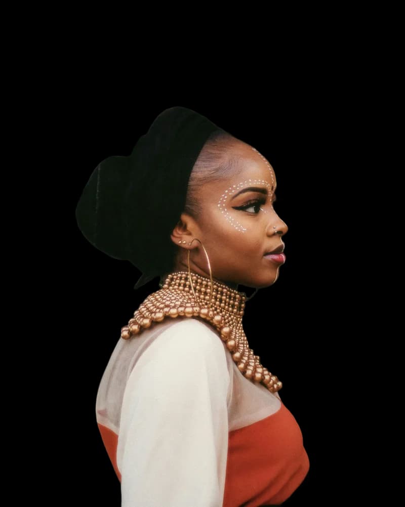 초상화 - 배경이 제거되었습니다.